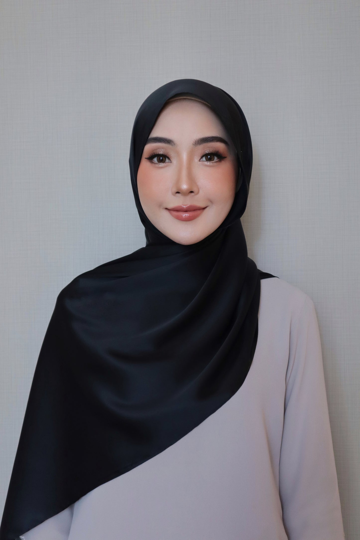 Royale Satin Shawl 2.0