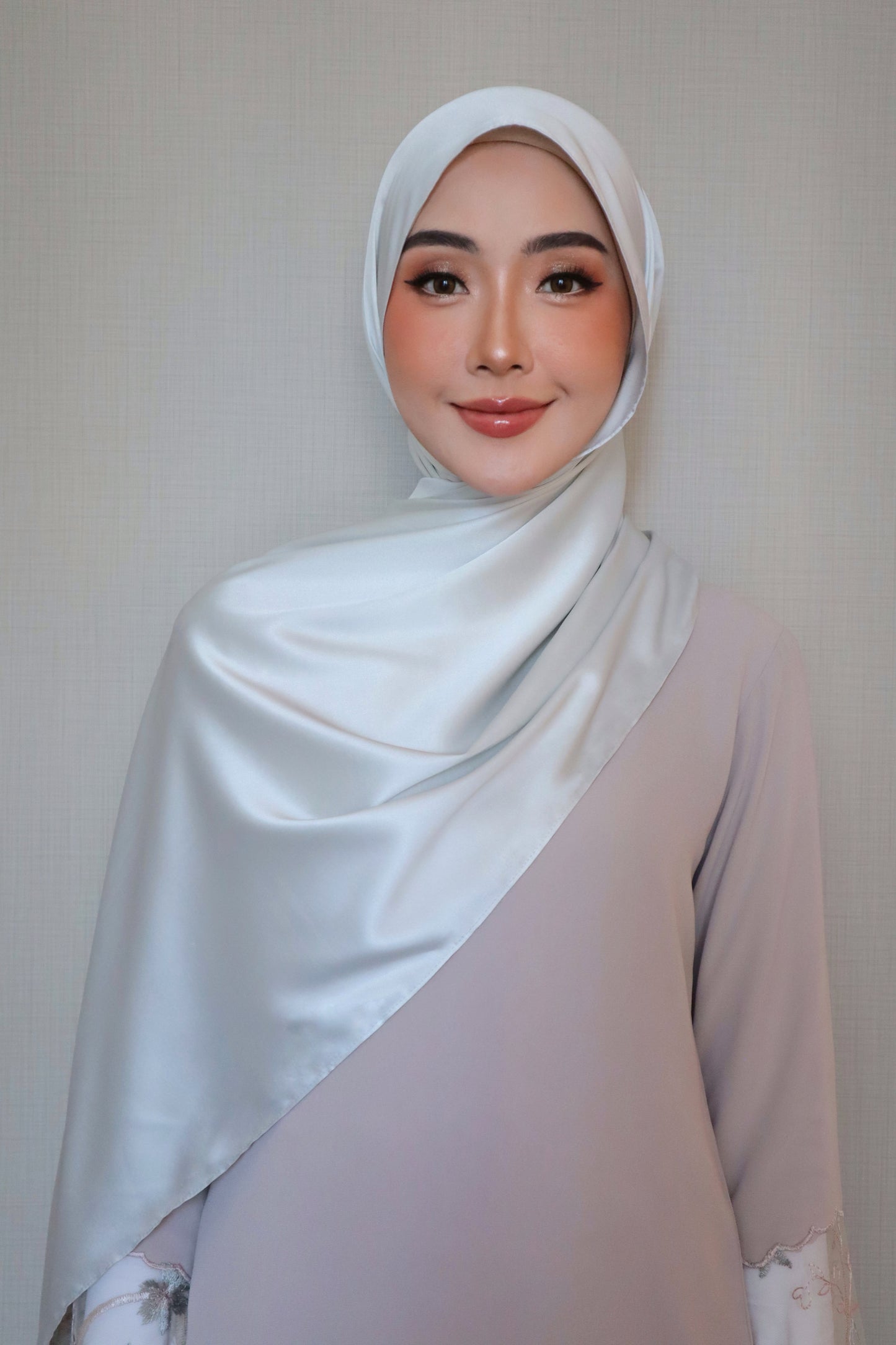 Royale Satin Shawl 2.0