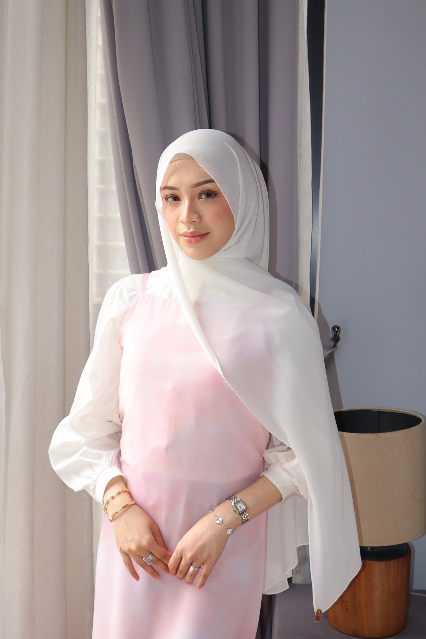 Leesa Shawl