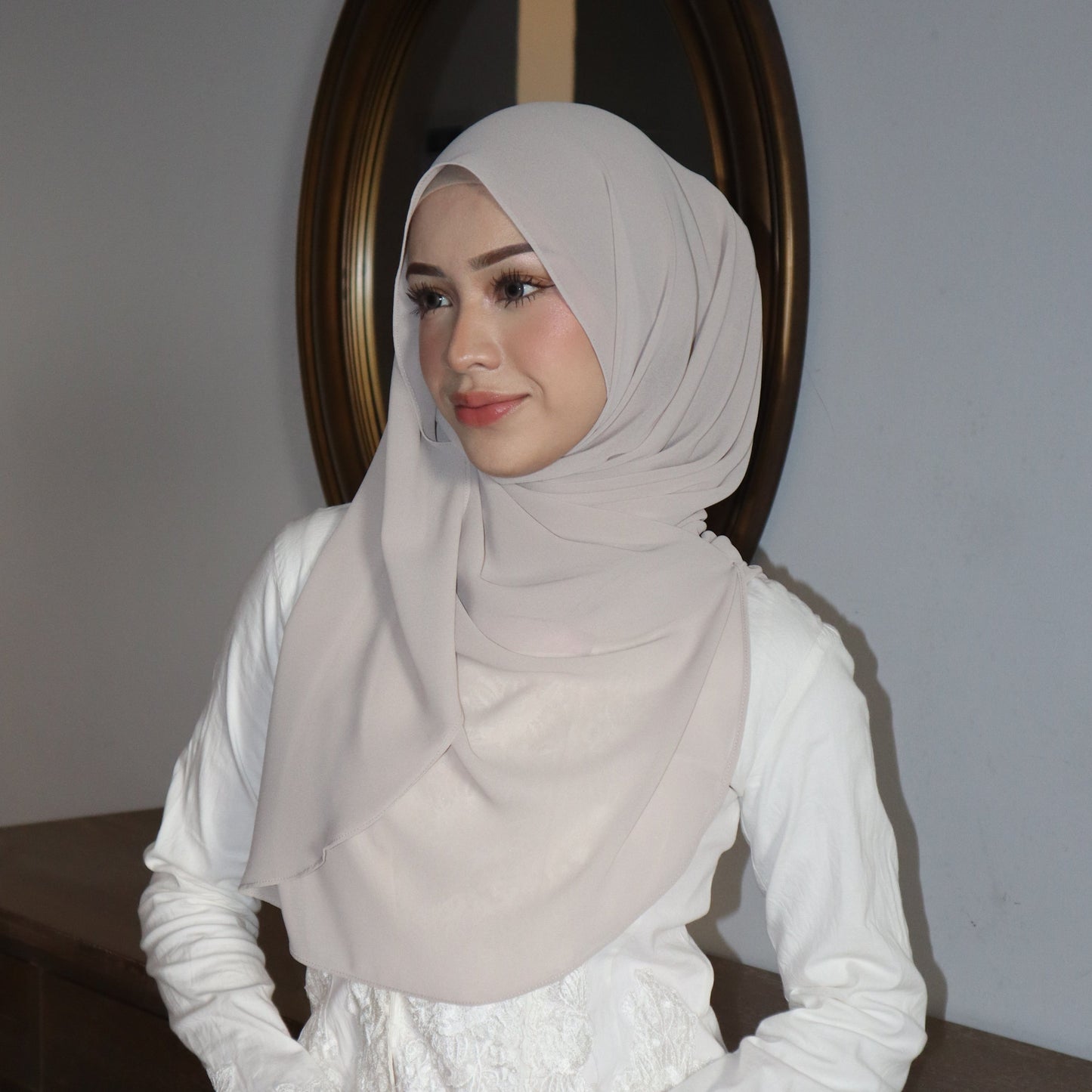 Leesa Shawl