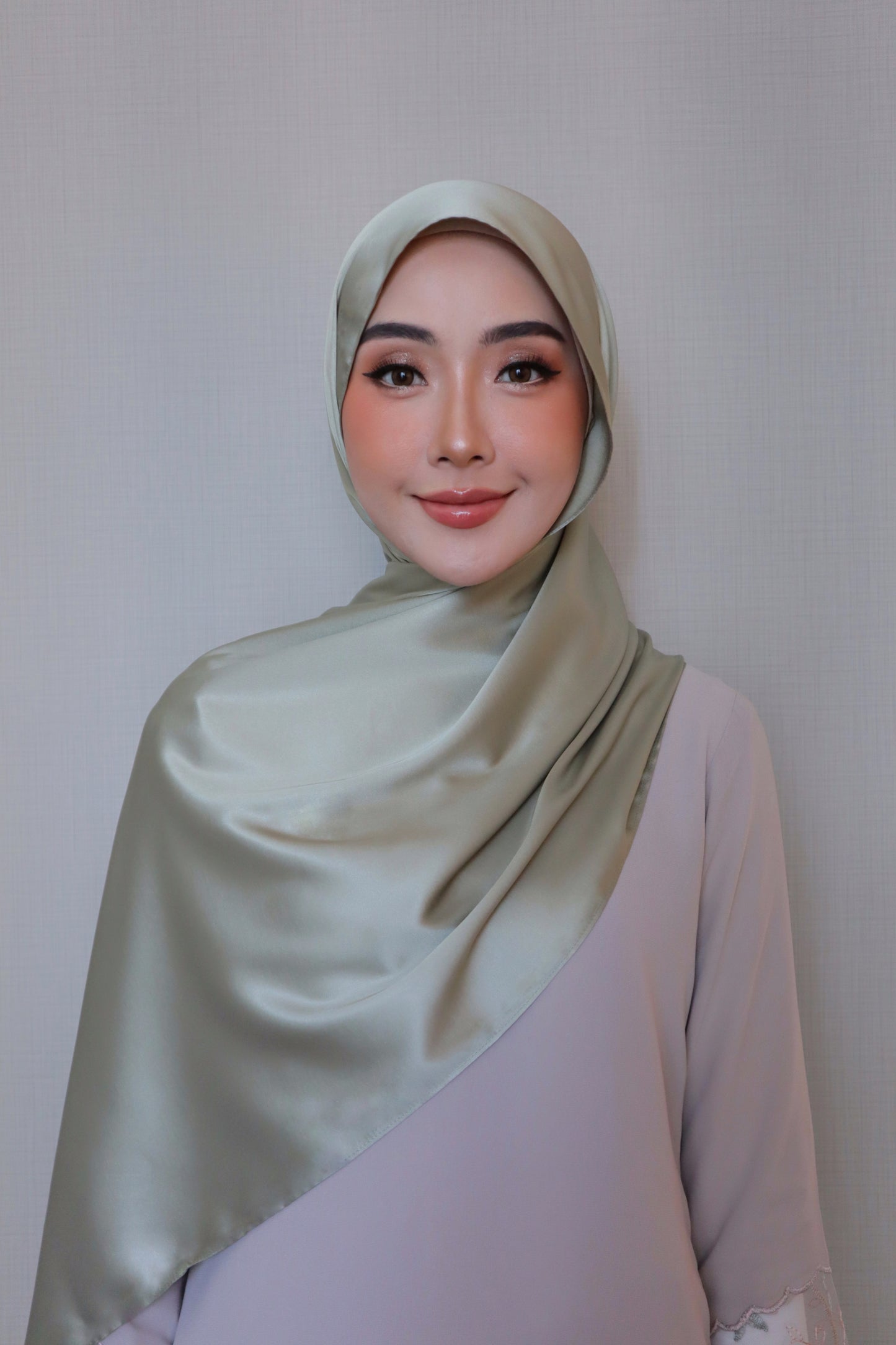 Royale Satin Shawl 2.0