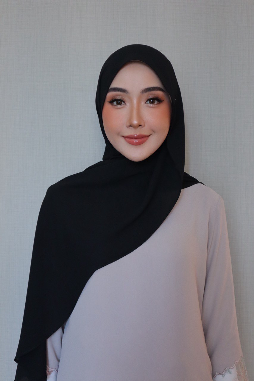 Ayra Shawl
