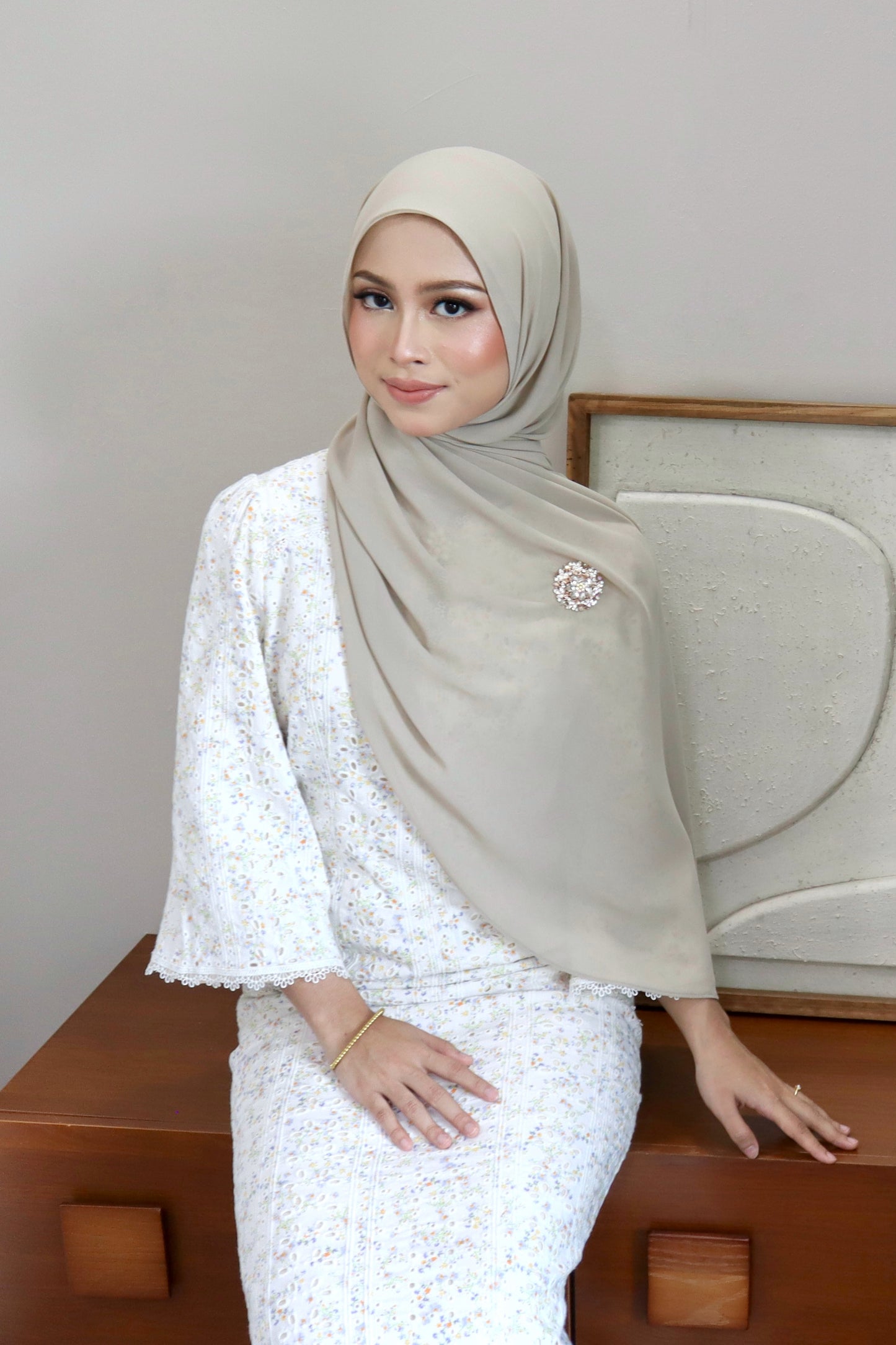 Alure Pearl Chiffon