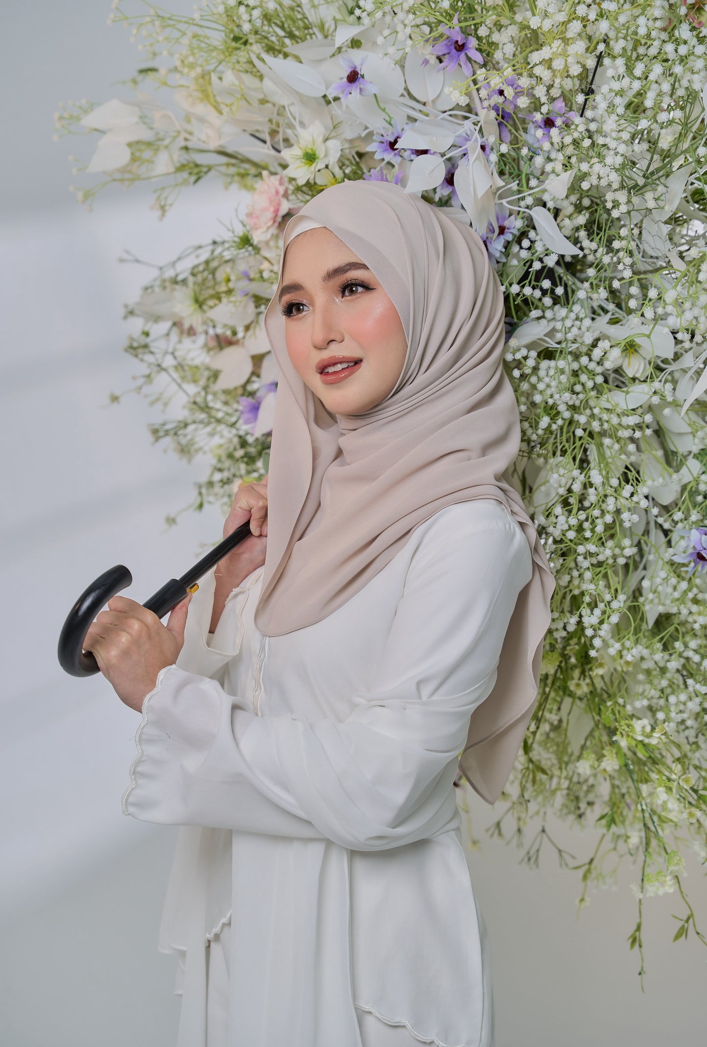 Leesa Shawl