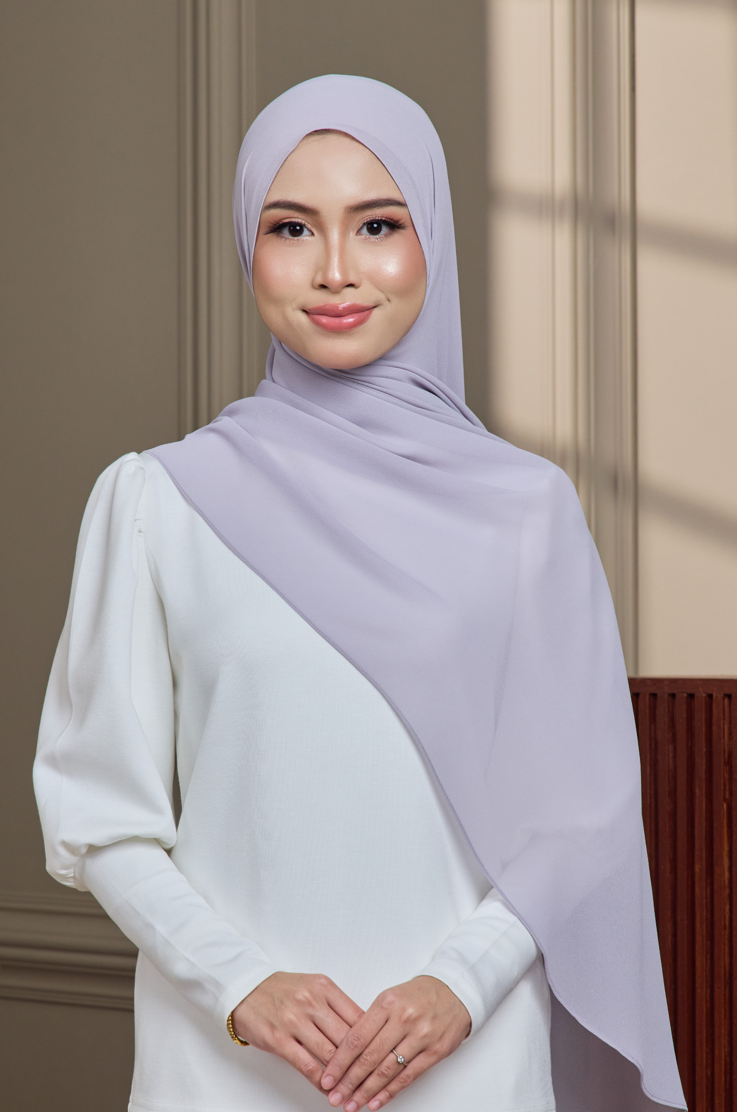 Leesa Shawl