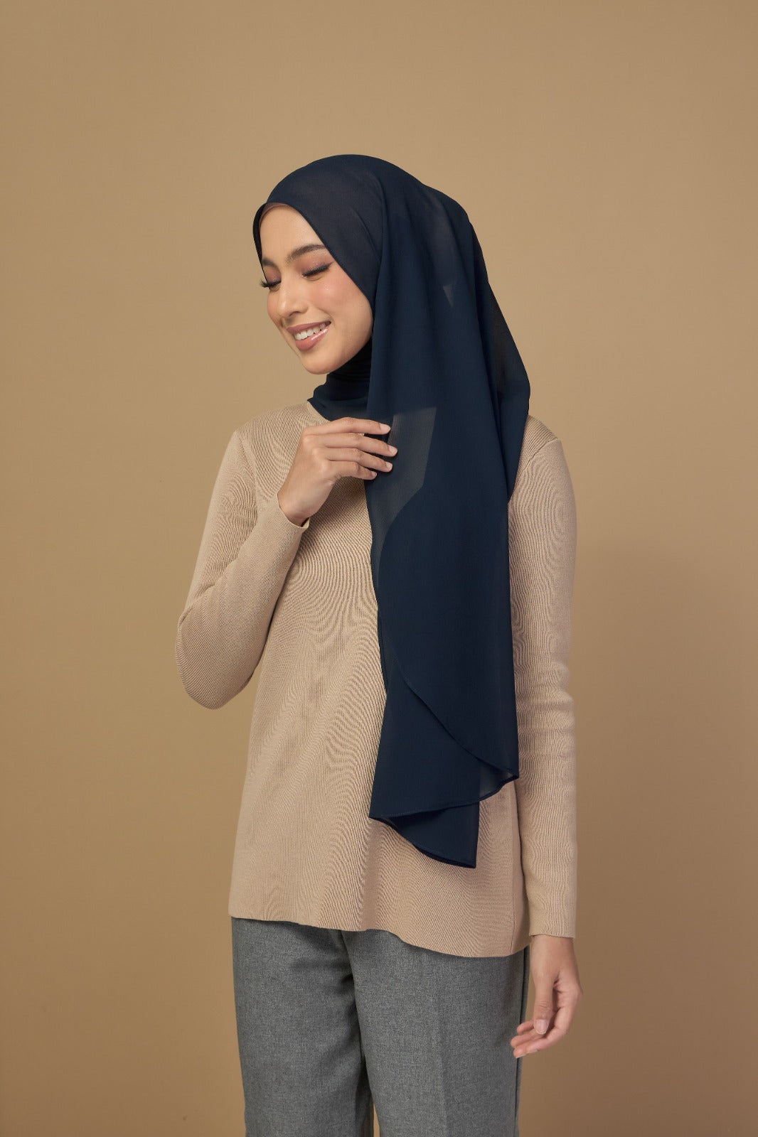 Leesa Shawl