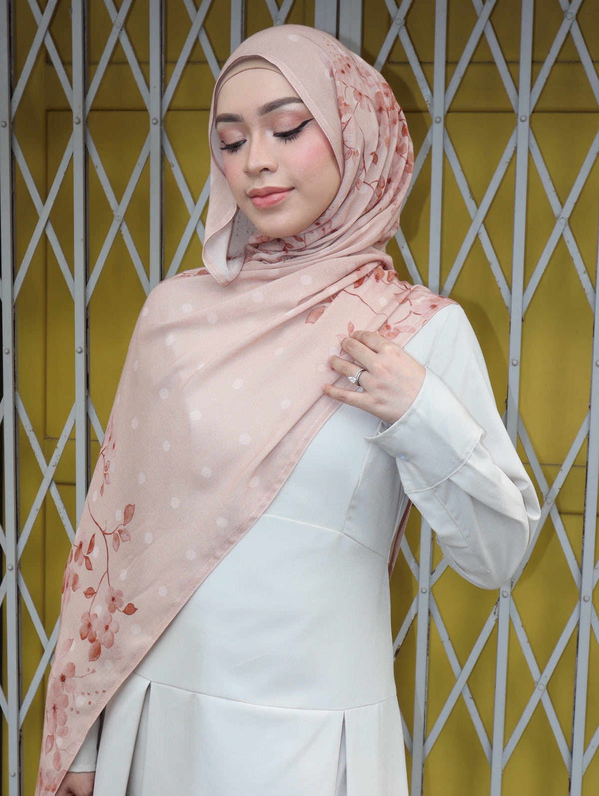 Rona Modal Shawl