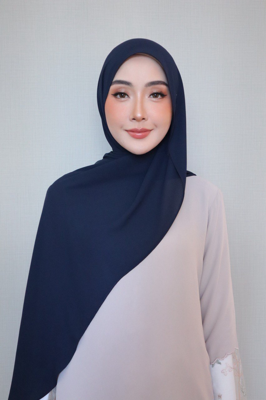 Ayra  Shawl